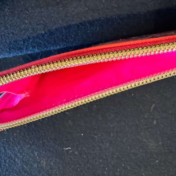 Lilly Pulitzer Floral Small Zippered Wallet - Picture 3 of 4